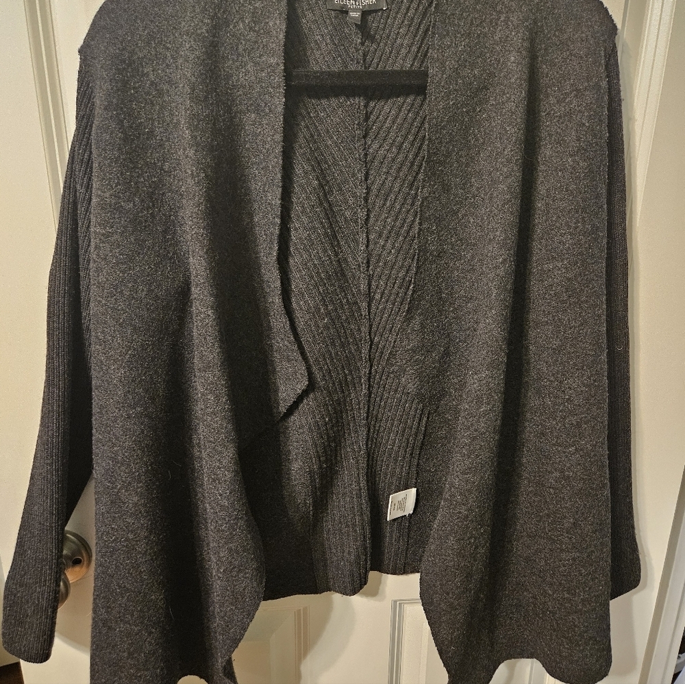 Eileen Fisher 100% Wool Cardigan - Picture 5 of 7